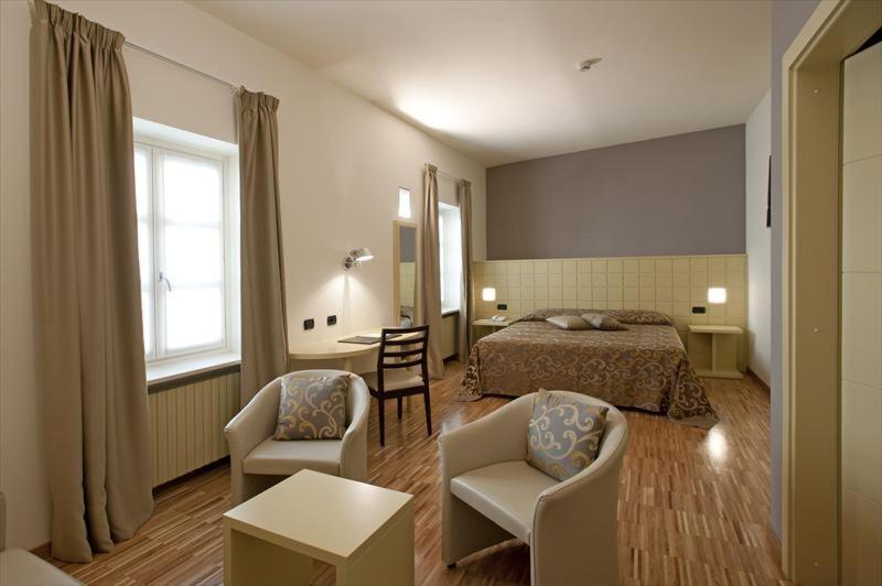 Albergo Badellino Bra Exterior foto
